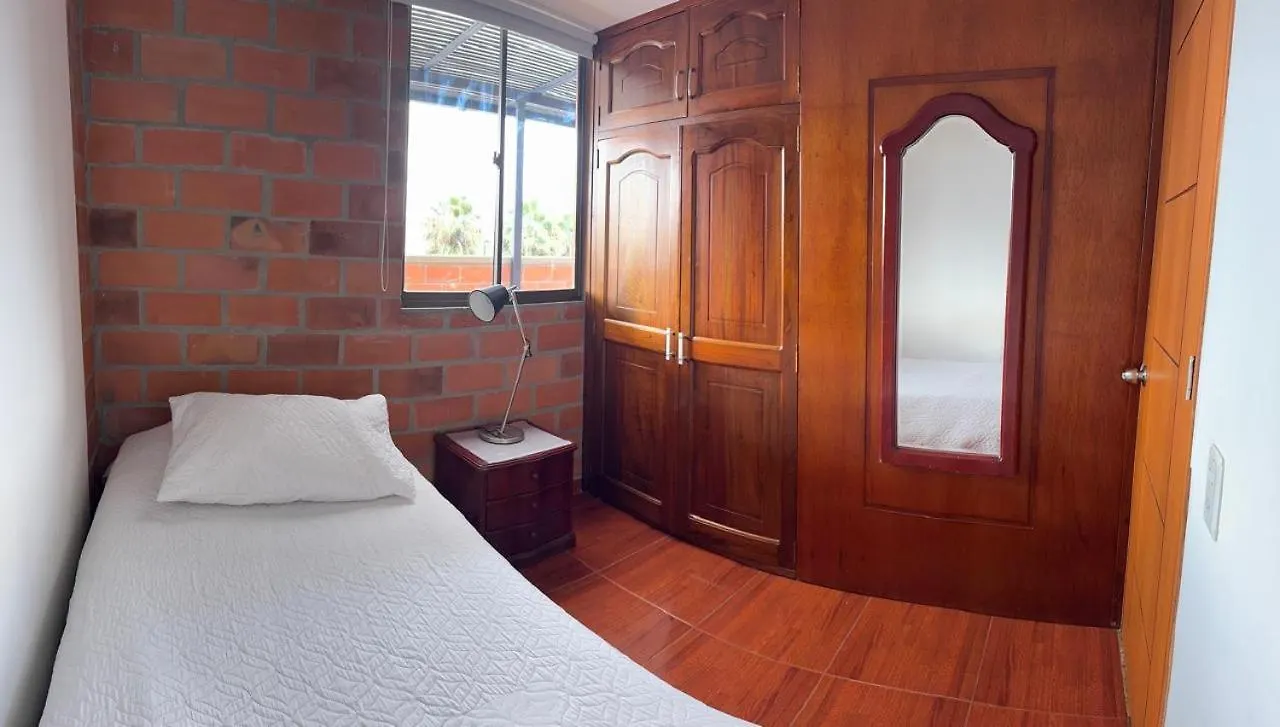 Habitacion Confortable 1 Persona Medellin 0*,